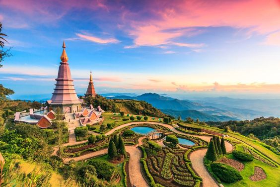 Thailand with top tour package from Holiday Star